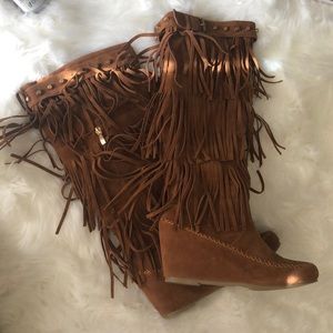 Nature Breeze Cognac Colored Fringe Boots
